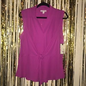 BRAND NEW fuchsia short sleeve top.